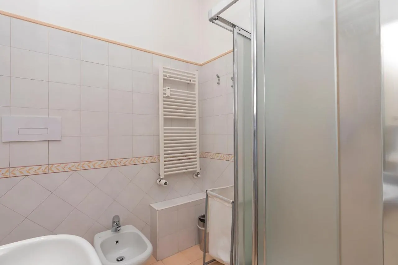 Comodo Appartamento Tra Brera E Porta Nuova Milano 0*,  Italia