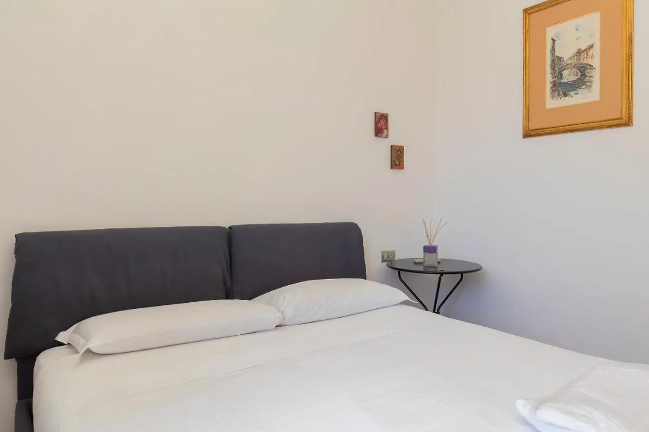 Comodo Appartamento Tra Brera E Porta Nuova Milano