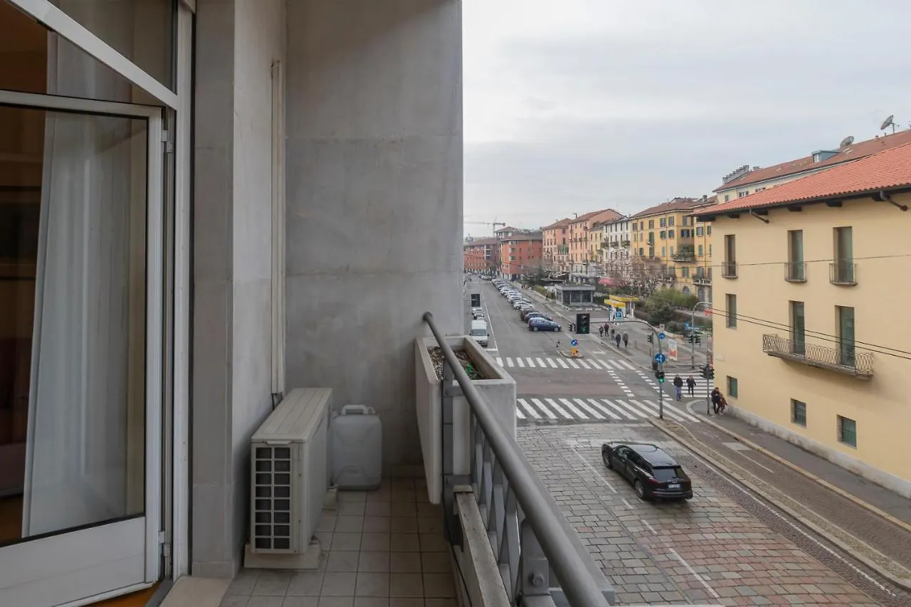 Comodo Appartamento Tra Brera E Porta Nuova Milano
