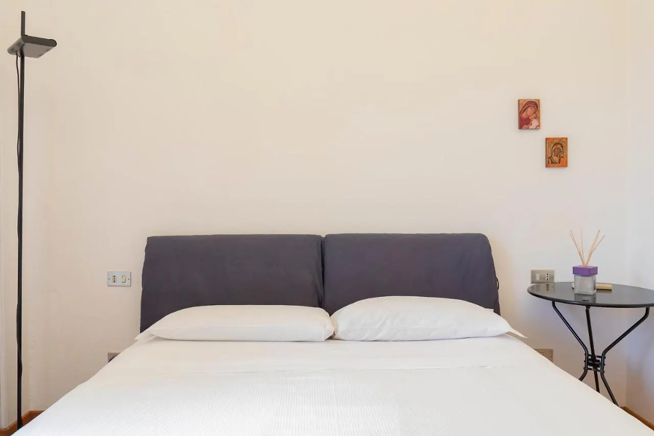 Comodo Appartamento Tra Brera E Porta Nuova Milano 0*,
